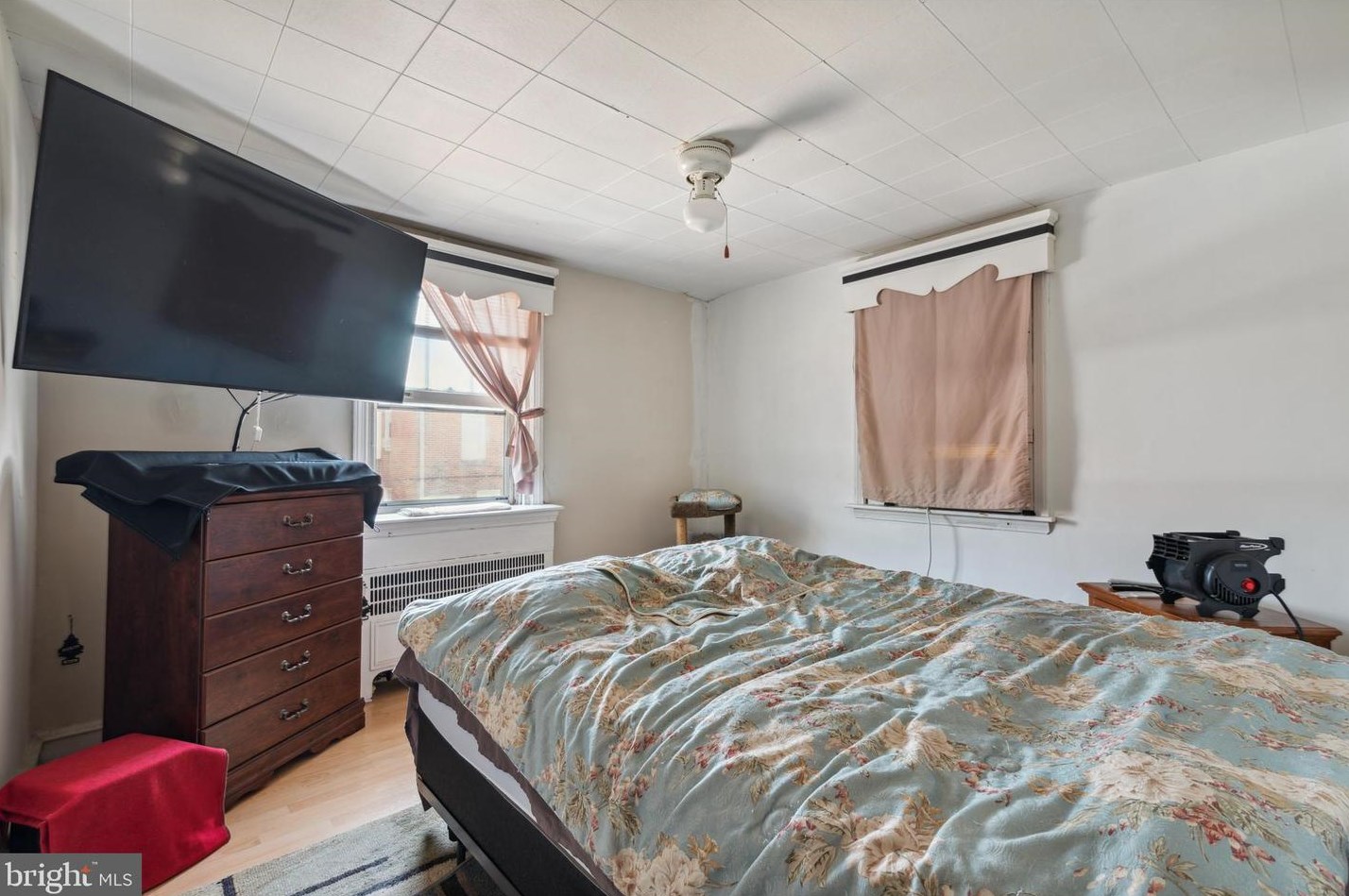 515 Sanger St, Philadelphia PA 19120-1719 exterior