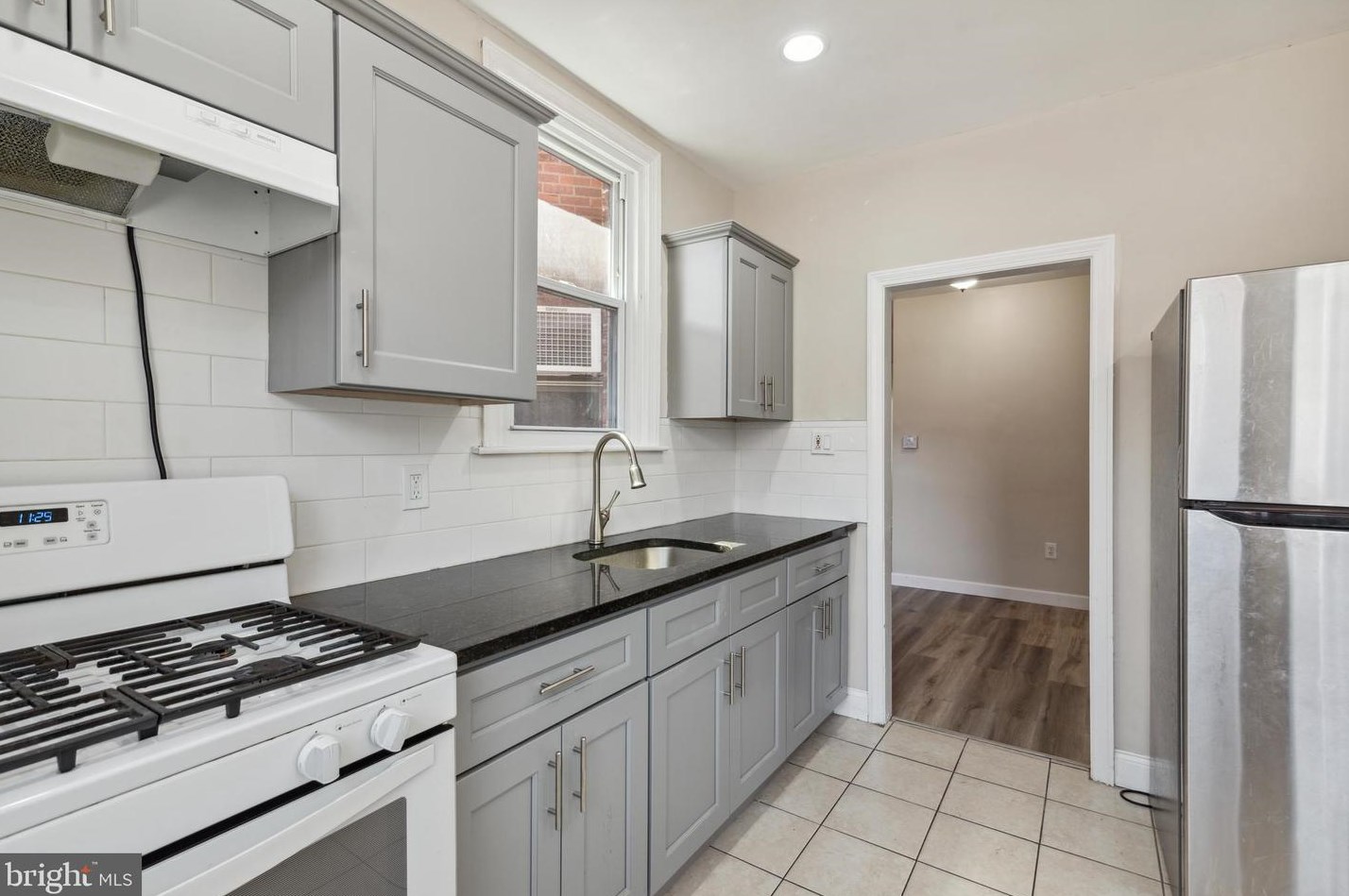 515 Sanger St, Philadelphia PA 19120-1719 exterior