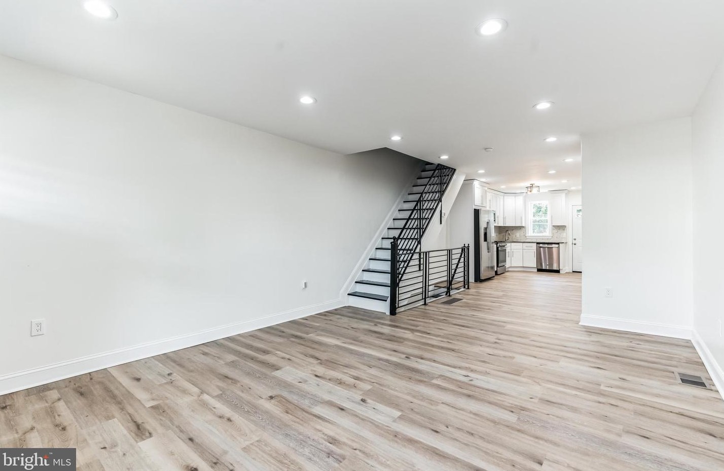 5709 Master St, Philadelphia PA  19131-3820 exterior