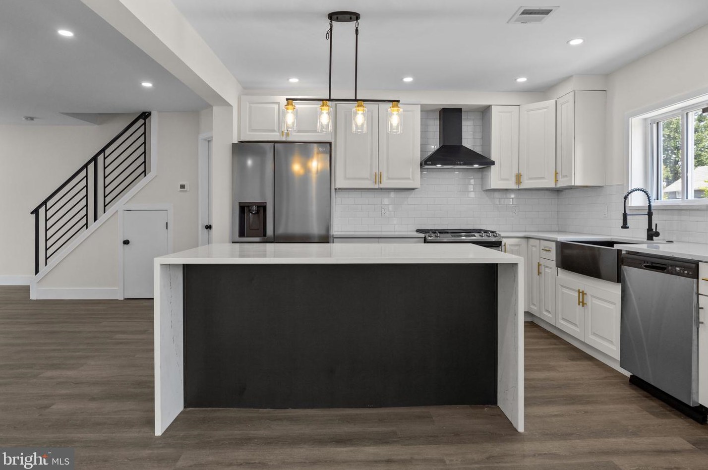 9312 Treaty Rd, Philadelphia PA  19114-3510 exterior