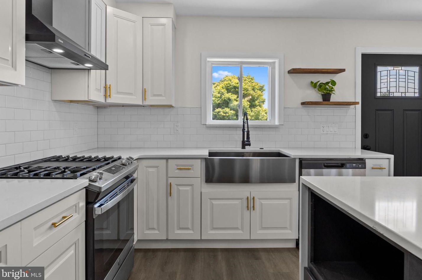 9312 Treaty Rd, Philadelphia PA  19114-3510 exterior