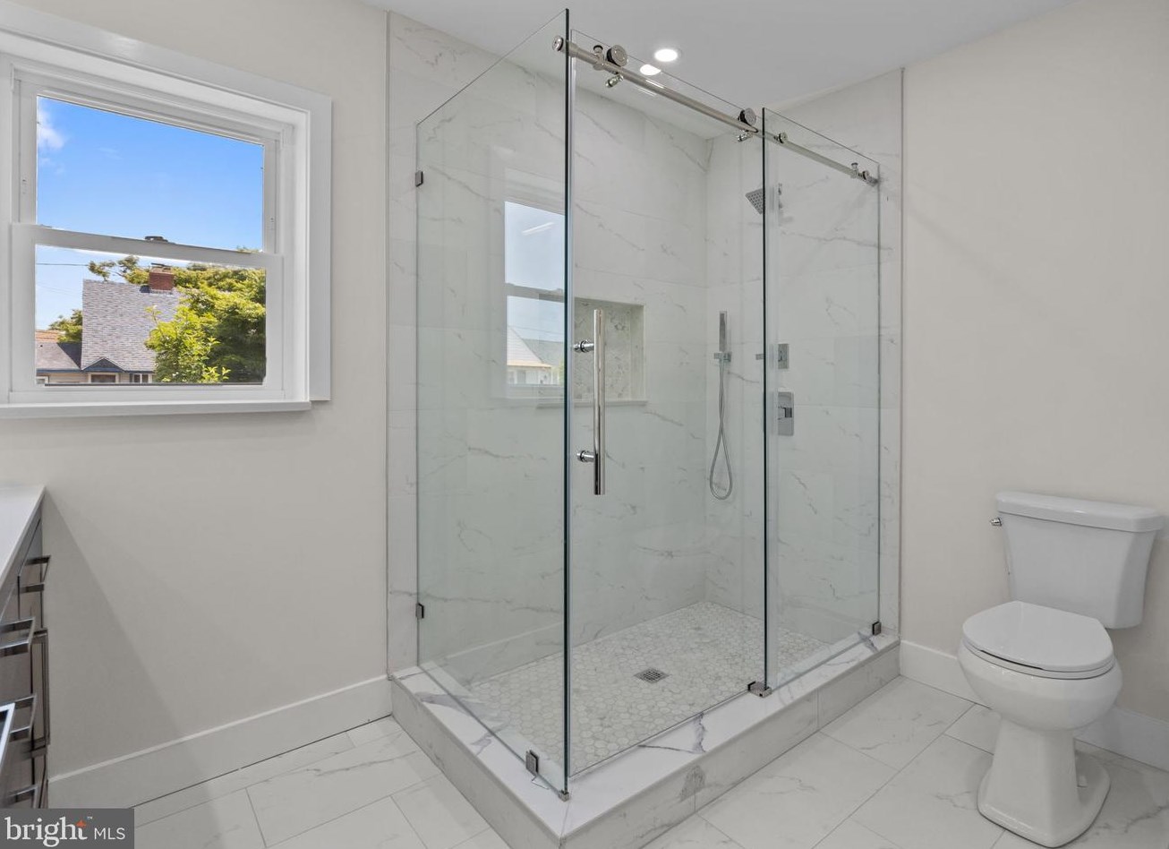 9312 Treaty Rd, Philadelphia PA  19114-3510 exterior