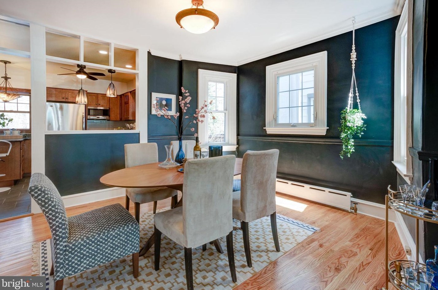 8413 Anderson St, Philadelphia PA  19118-2801 exterior