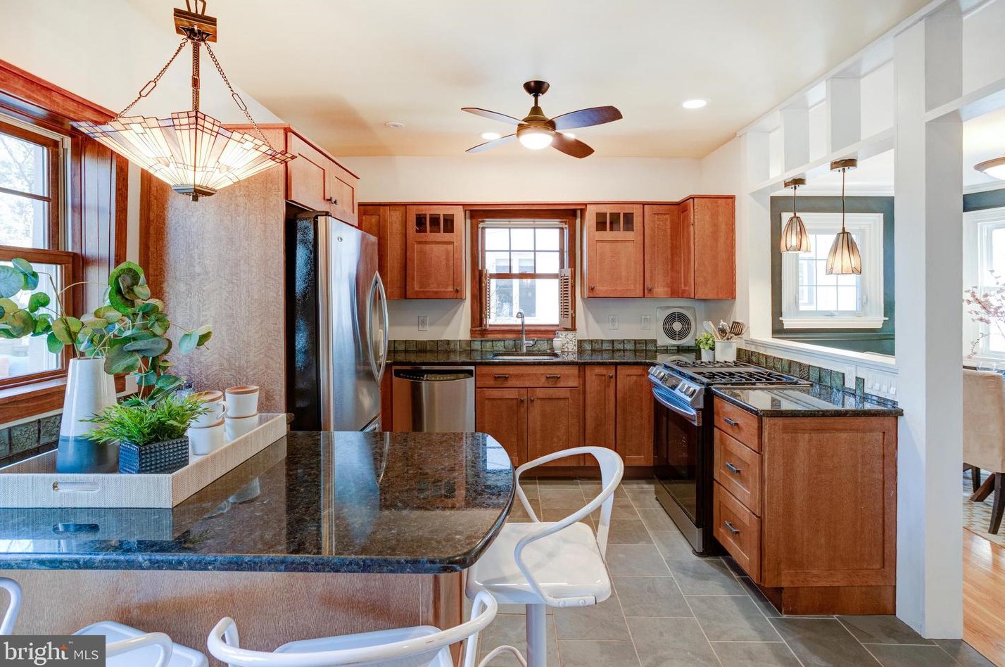 8413 Anderson St, Philadelphia PA  19118-2801 exterior