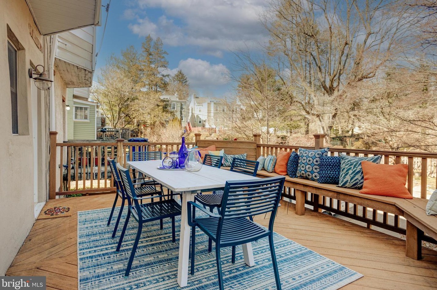 8413 Anderson St, Philadelphia PA  19118-2801 exterior