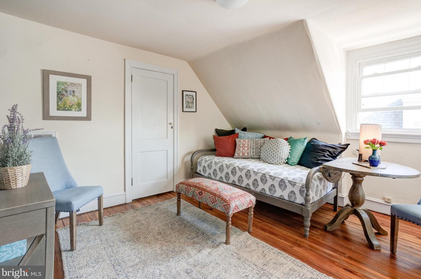 8413 Anderson St, Philadelphia PA  19118-2801 exterior