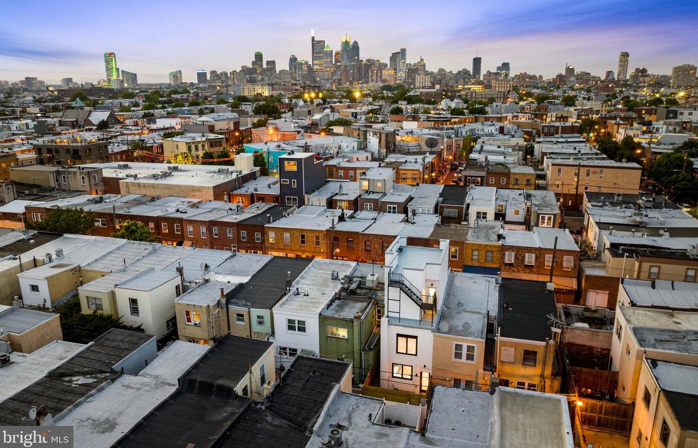 1106 Watkins St, Philadelphia PA  19148-1521 exterior