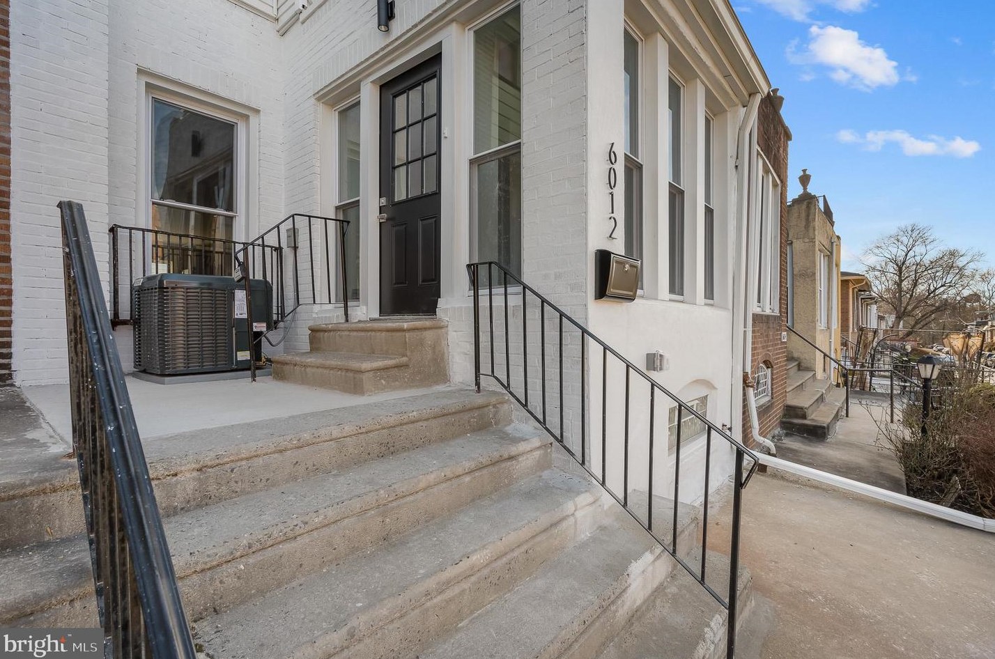 6012 Cedarhurst St, Philadelphia PA  19143-3105 exterior