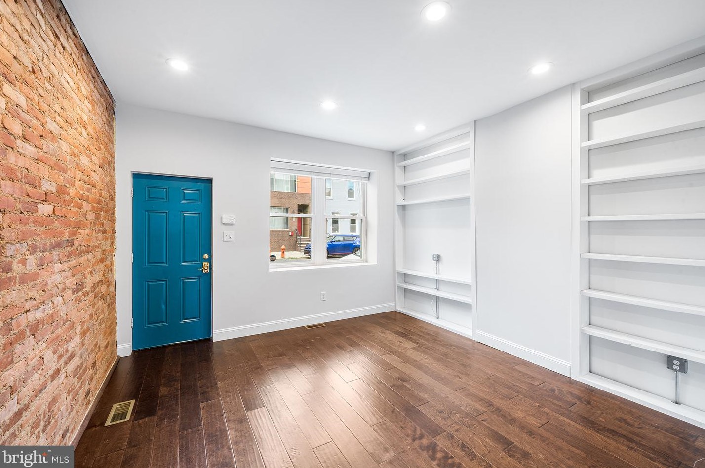 2026 Huntingdon St, Philadelphia PA  19125-1445 exterior