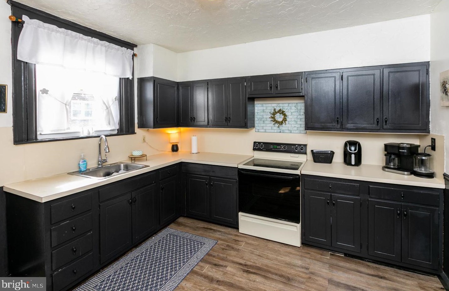 4114 Hellerman St, Philadelphia PA 19149-3134 exterior