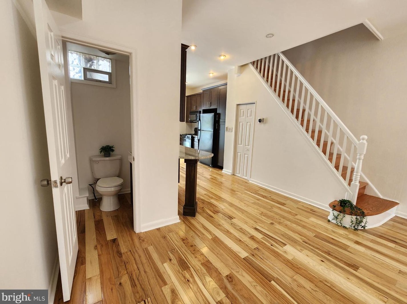 2327 Rosewood St, Philadelphia PA  19145-4427 exterior