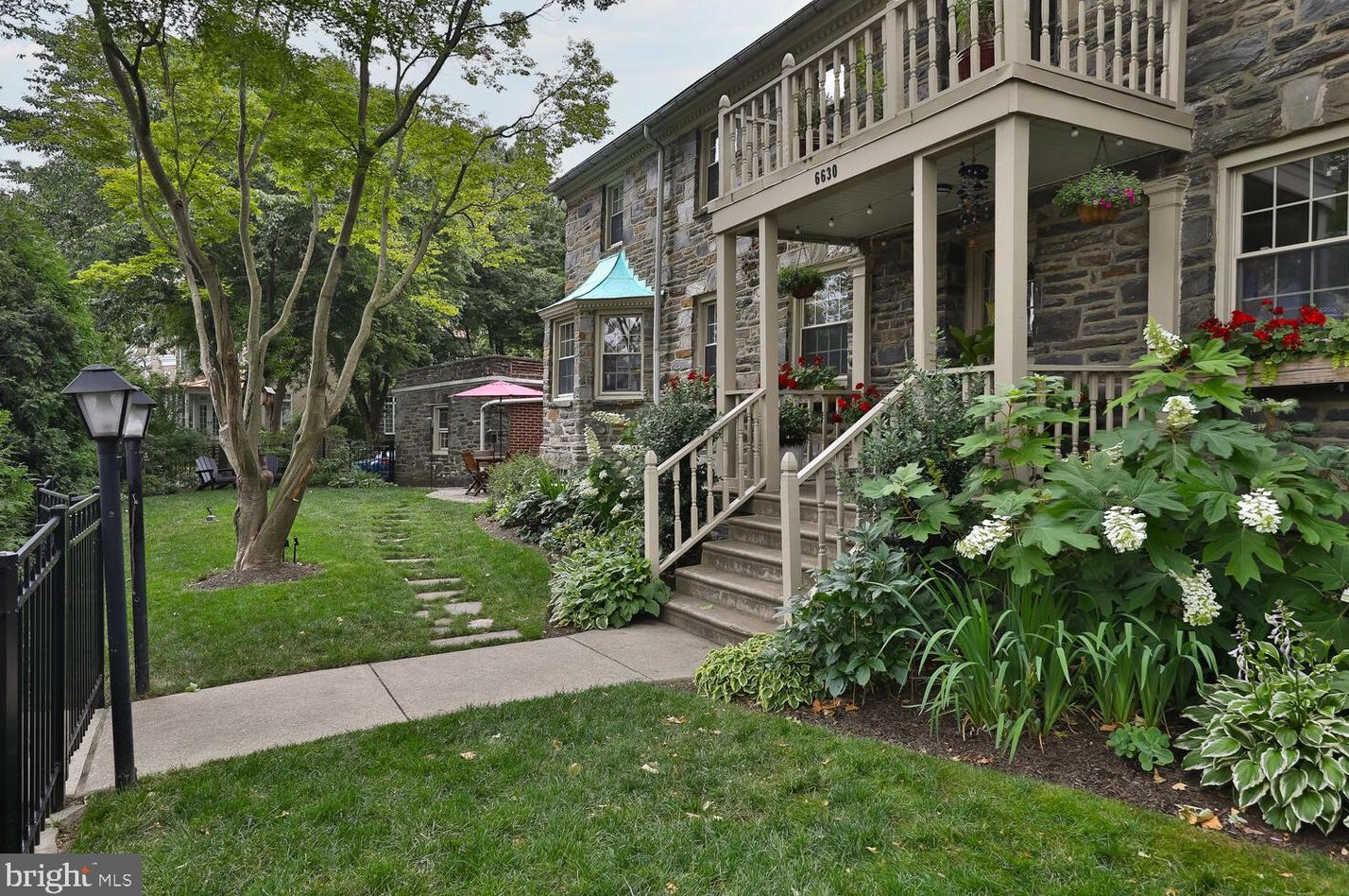 500 Arbutus St, Philadelphia PA  19119-3501 exterior