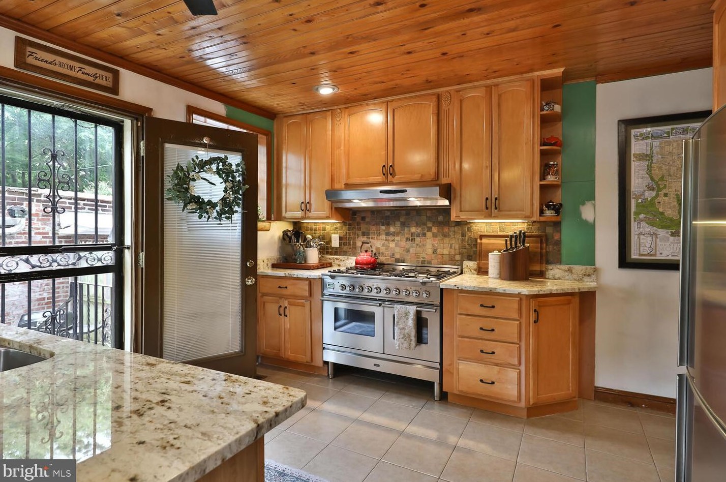 500 Arbutus St, Philadelphia PA  19119-3501 exterior