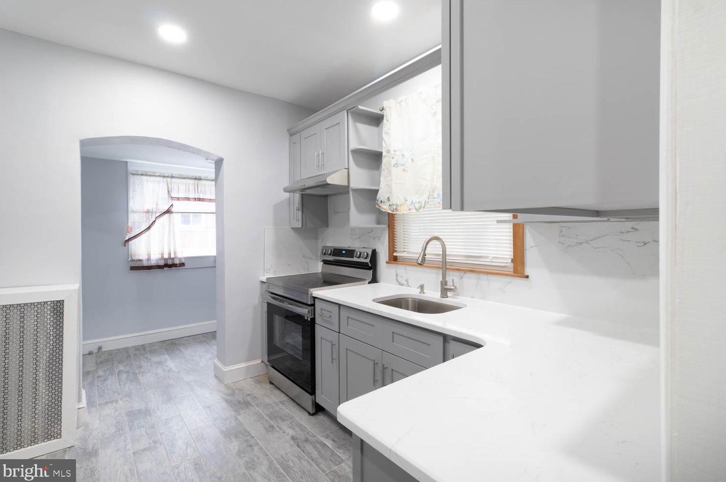 1713 68th Ave, Philadelphia PA  19126-2607 exterior