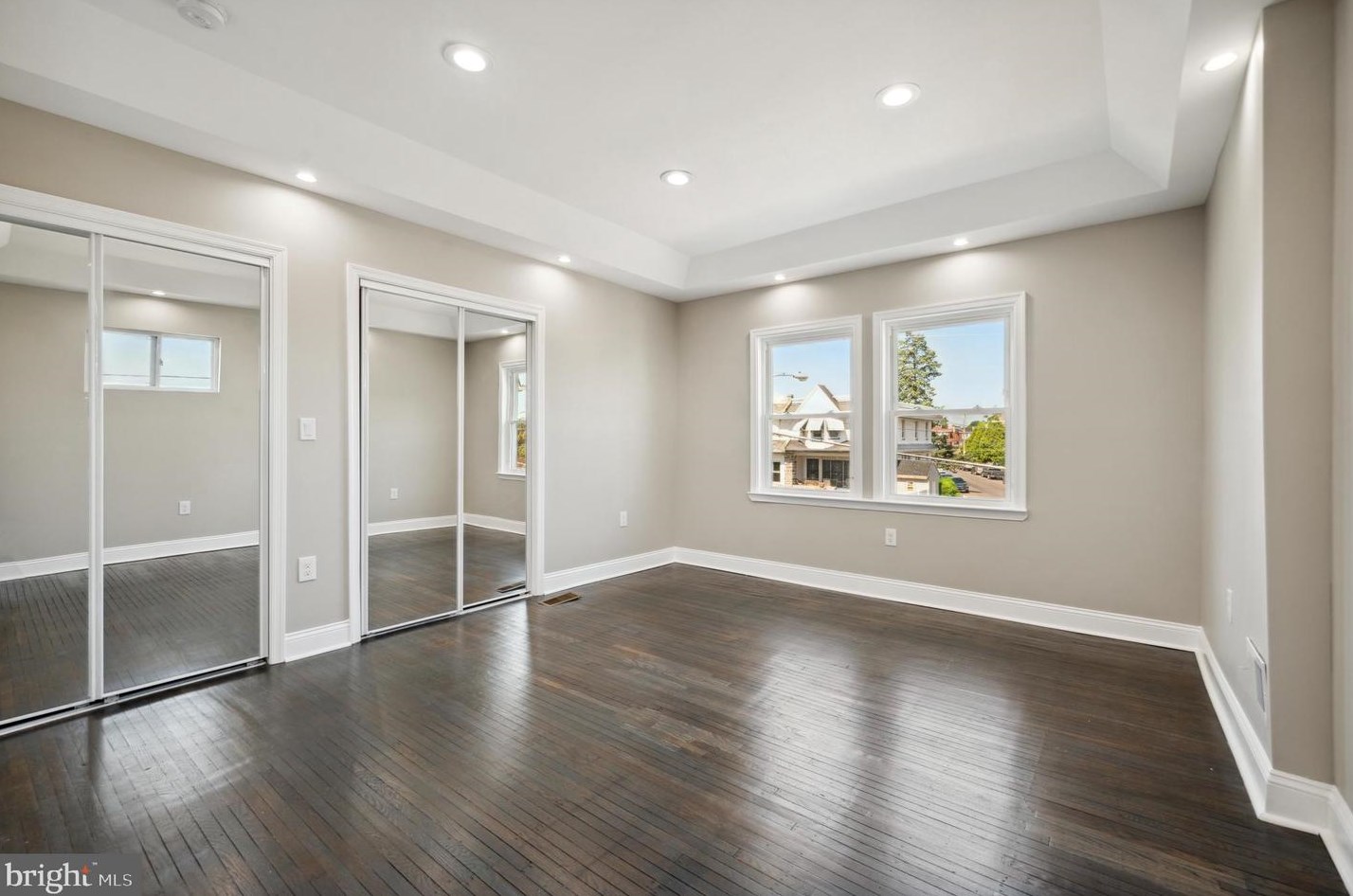 7365 Walnut Ln, Philadelphia PA  19138-1331 exterior