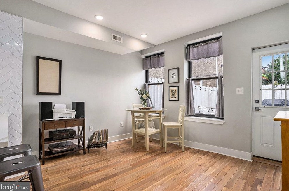 1306 25th St, Philadelphia PA 19121-4714 exterior