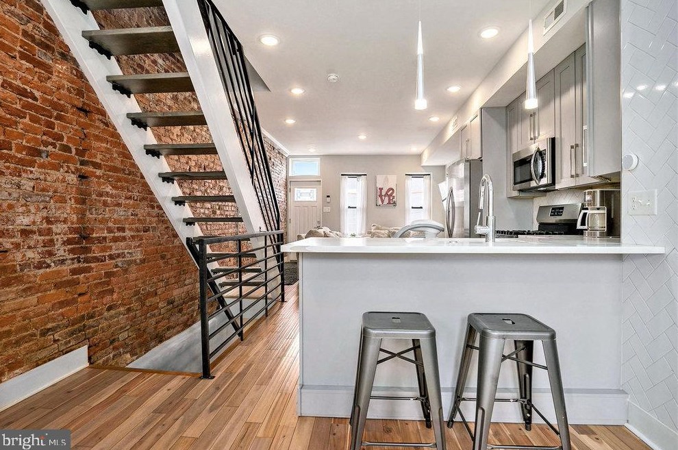 1306 25th St, Philadelphia PA 19121-4714 exterior