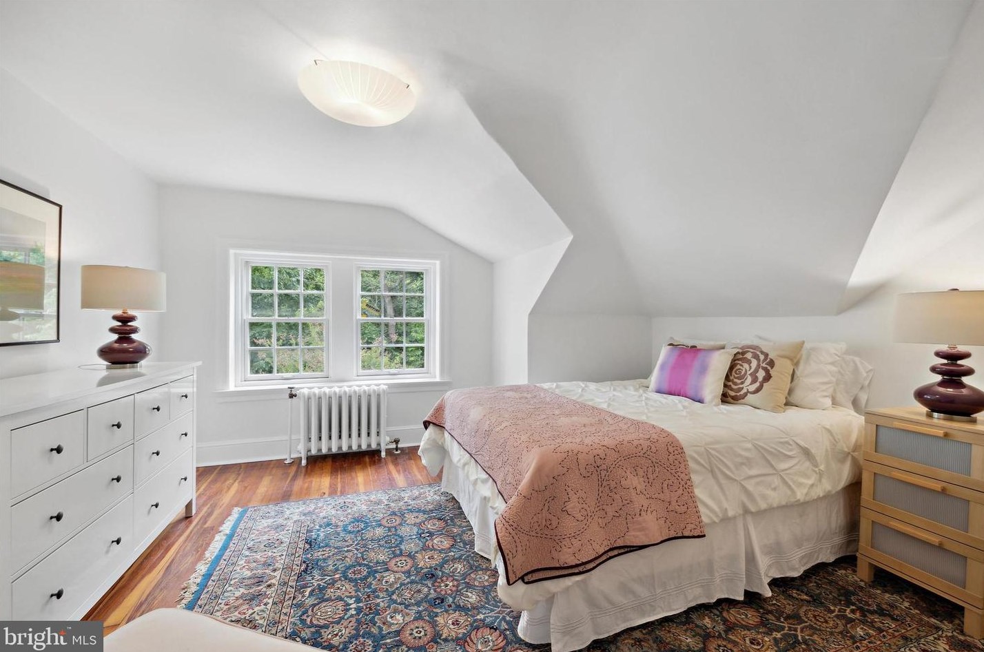 8713 Shawnee St, Philadelphia PA 19118-3804 exterior