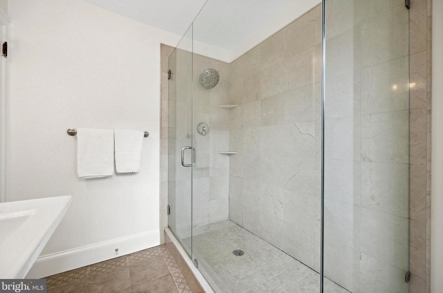 8713 Shawnee St, Philadelphia PA 19118-3804 exterior