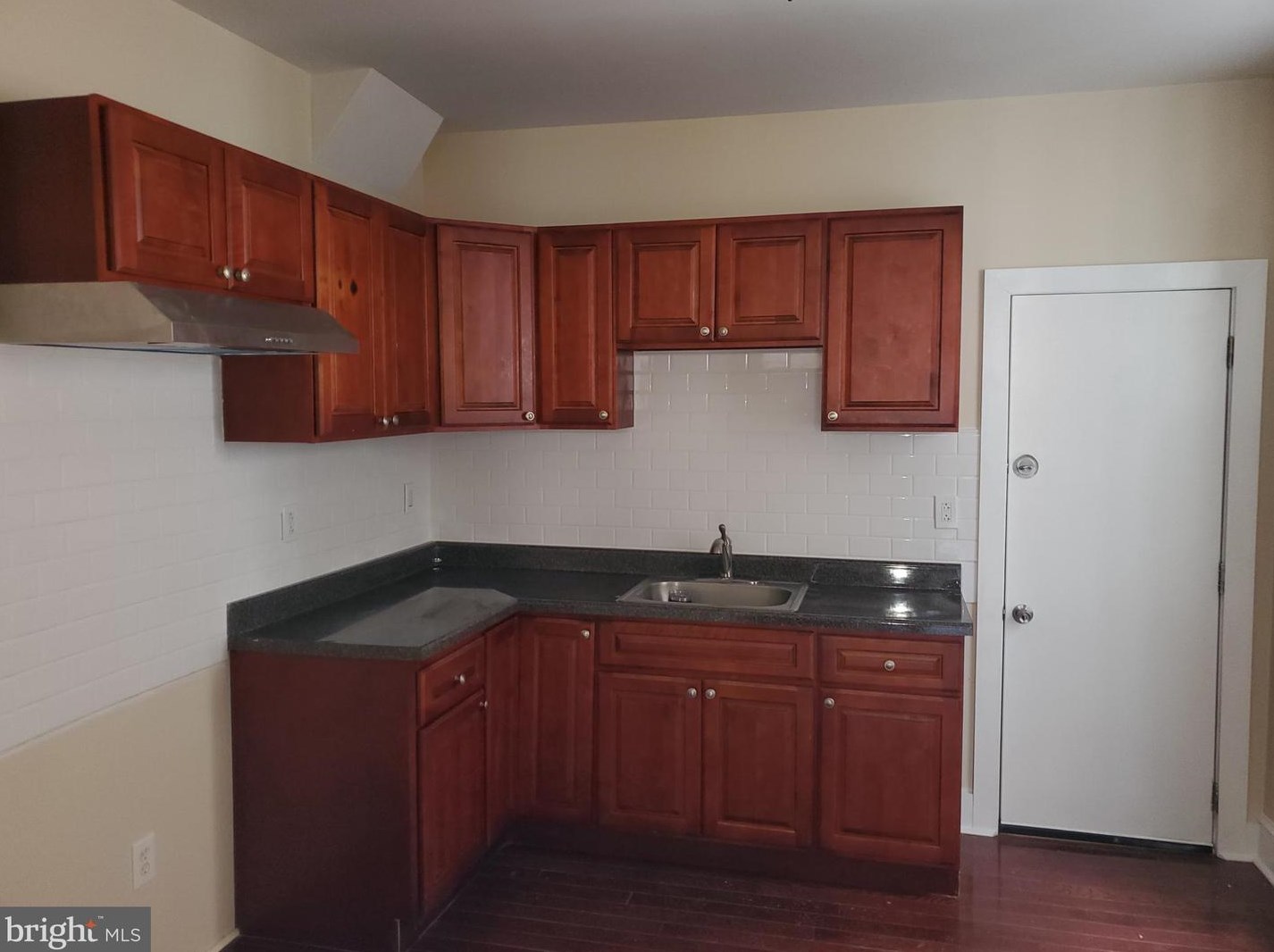 3050 Memphis St, Philadelphia PA  19134-4323 exterior