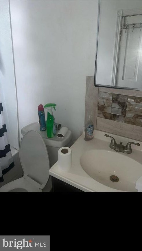 114 Lindenwood St, Philadelphia PA 19139-2624 exterior