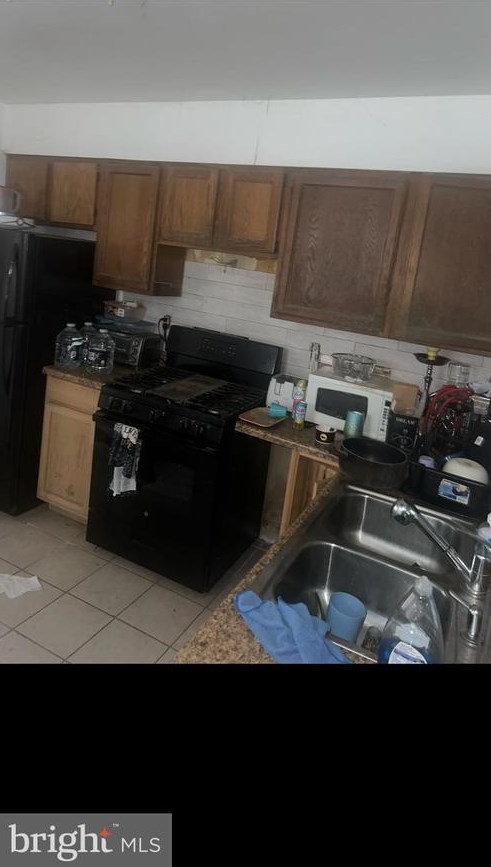 114 Lindenwood St, Philadelphia PA 19139-2624 exterior