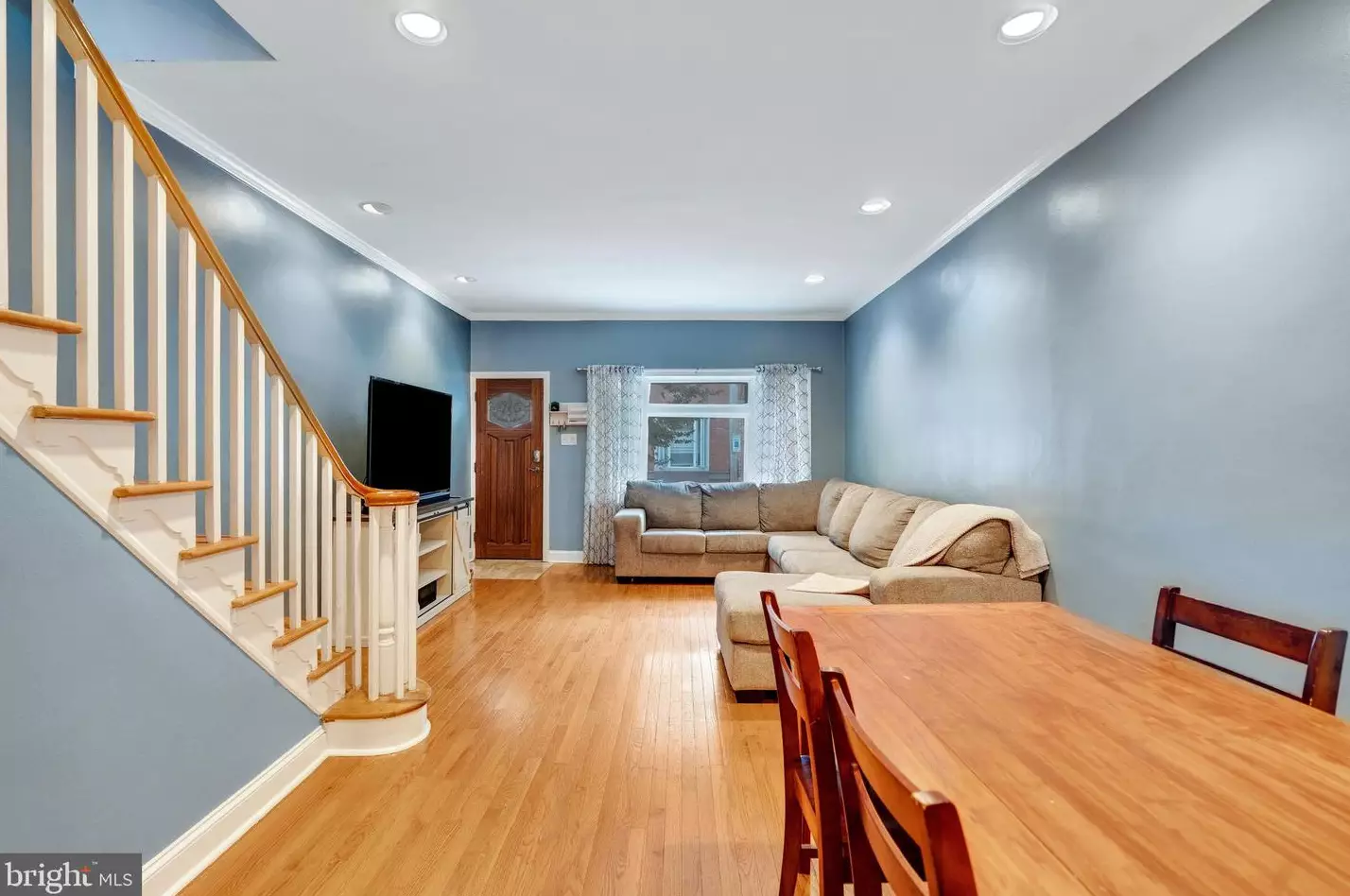 2446 Lambert St, Philadelphia PA  19145-4212 exterior