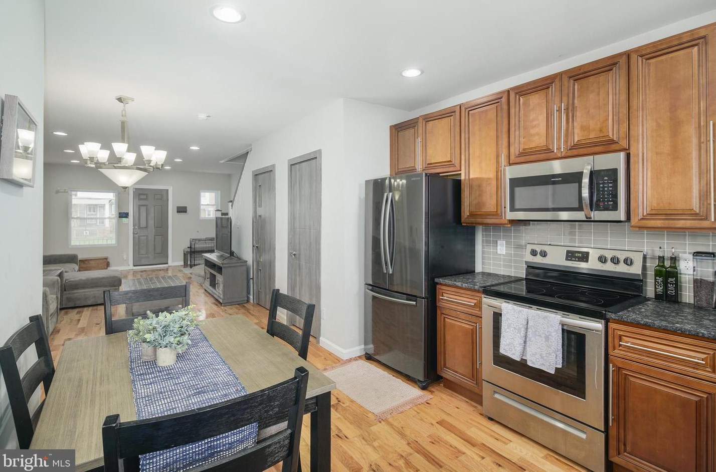 5649 Arlington St, Philadelphia PA  19131-3116 exterior