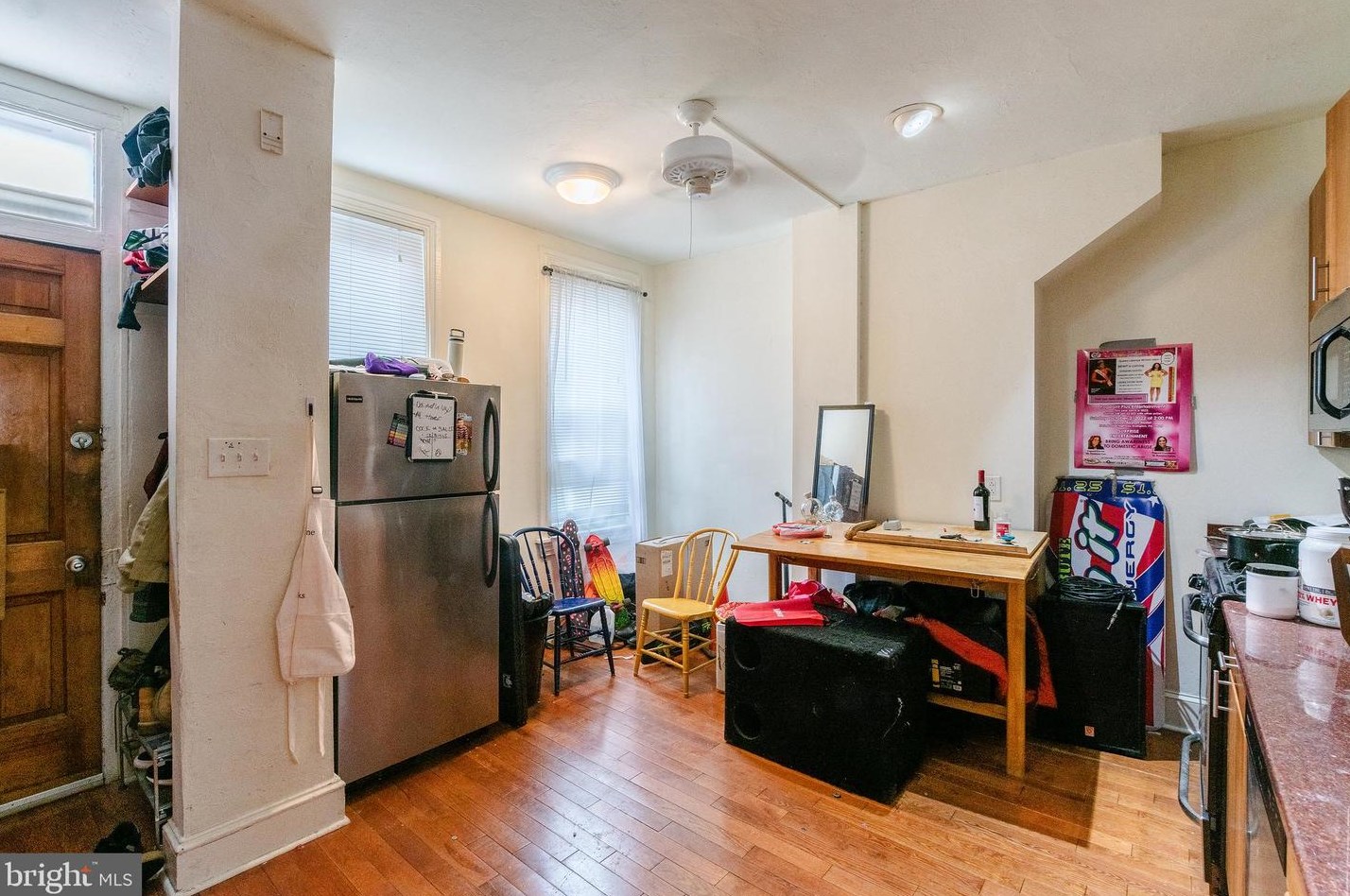 338 Sloan St, Philadelphia PA  19104-4623 exterior