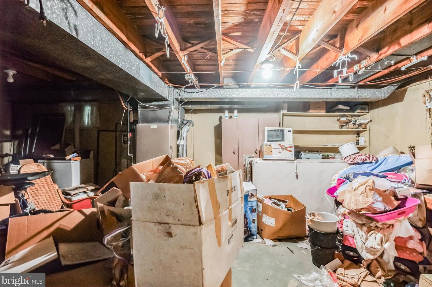 597 Paoli Ave, Philadelphia PA 19128-4328 exterior