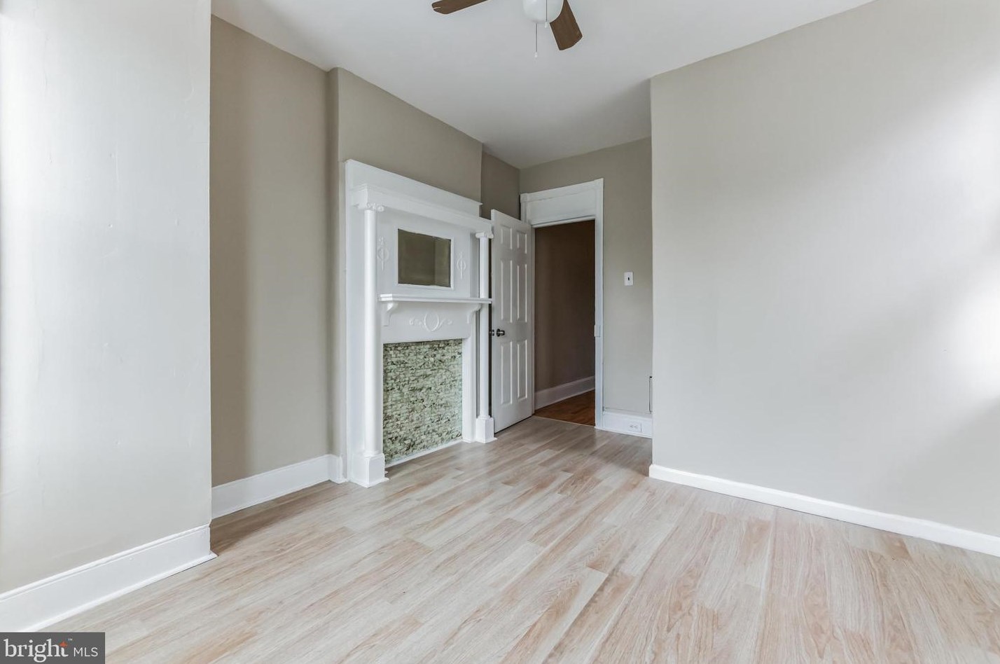3311 Gratz St, Philadelphia PA  19140-4924 exterior
