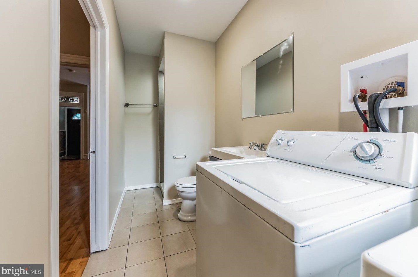 3311 Gratz St, Philadelphia PA  19140-4924 exterior