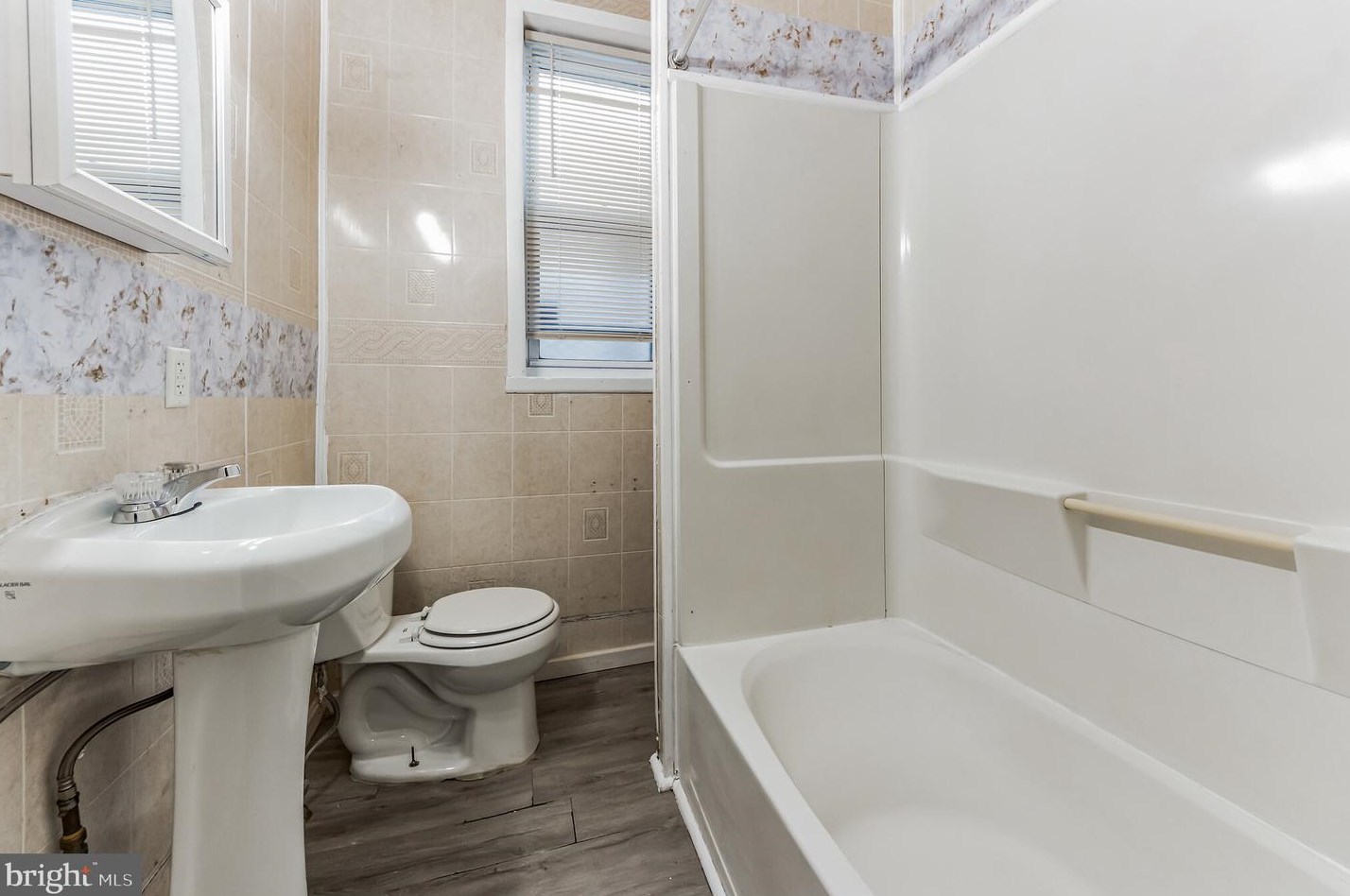 3311 Gratz St, Philadelphia PA  19140-4924 exterior
