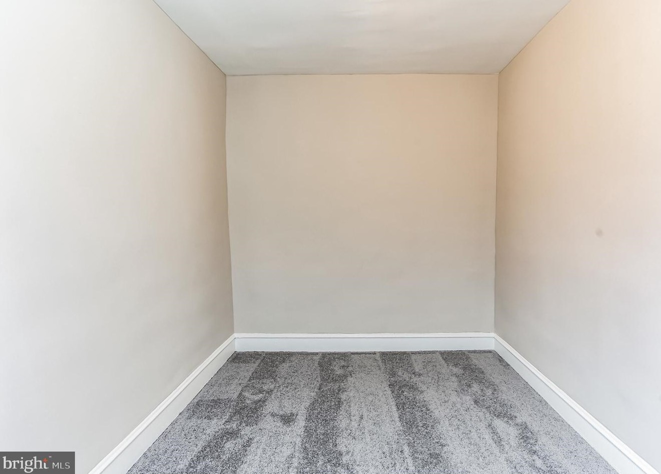 189 Tiber St, Philadelphia PA  19140-1626 exterior