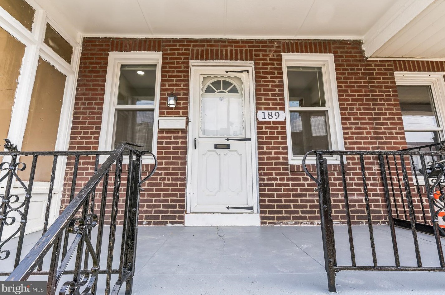 189 Tiber St, Philadelphia PA  19140-1626 exterior