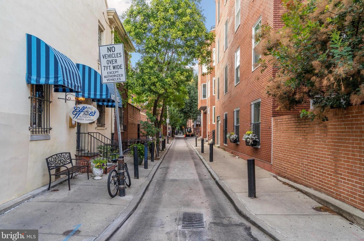 1119 Pine St, Philadelphia PA  19107-6010 exterior