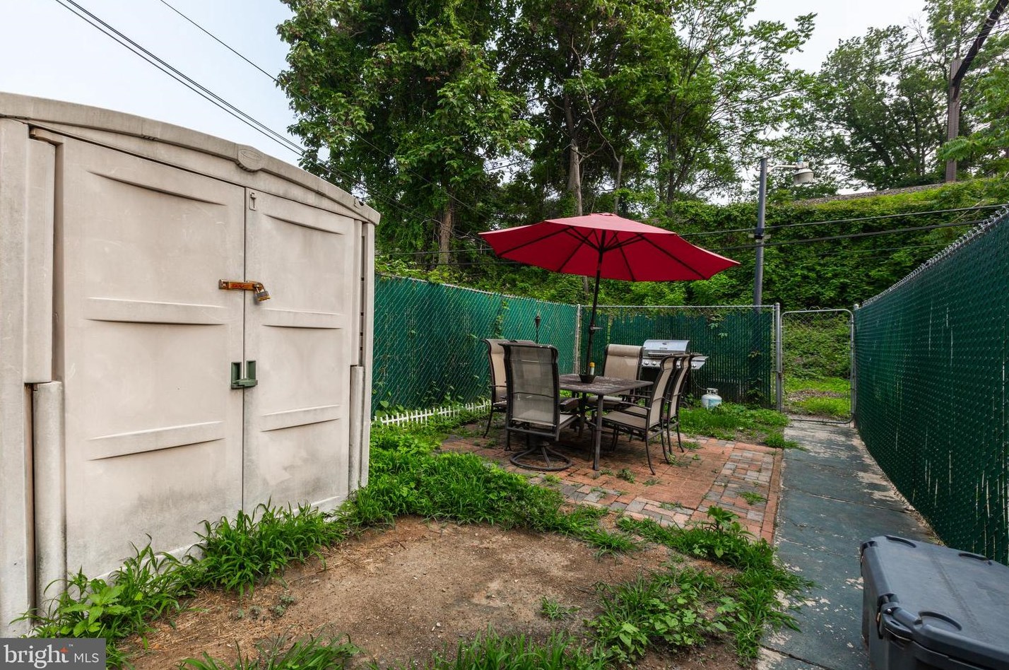 540 Somerville Ave, Philadelphia PA 19120-3209 exterior