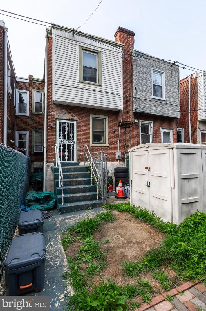 540 Somerville Ave, Philadelphia PA 19120-3209 exterior