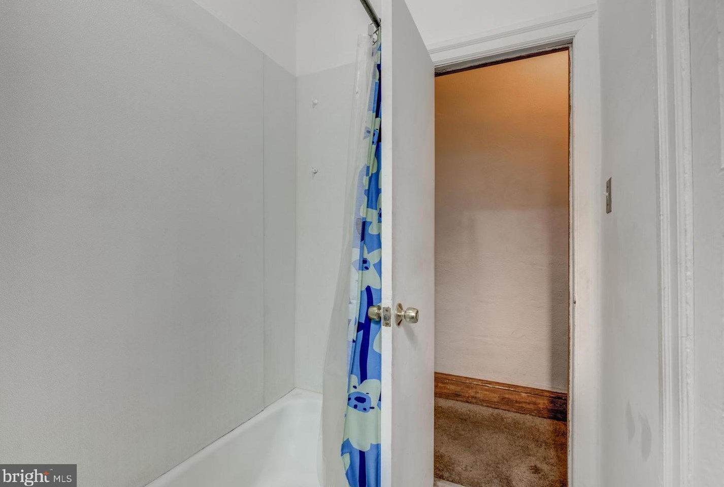 540 Somerville Ave, Philadelphia PA 19120-3209 exterior