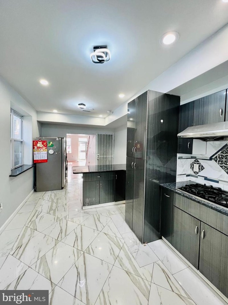 2619 7th St, Philadelphia PA 19148-4609 exterior