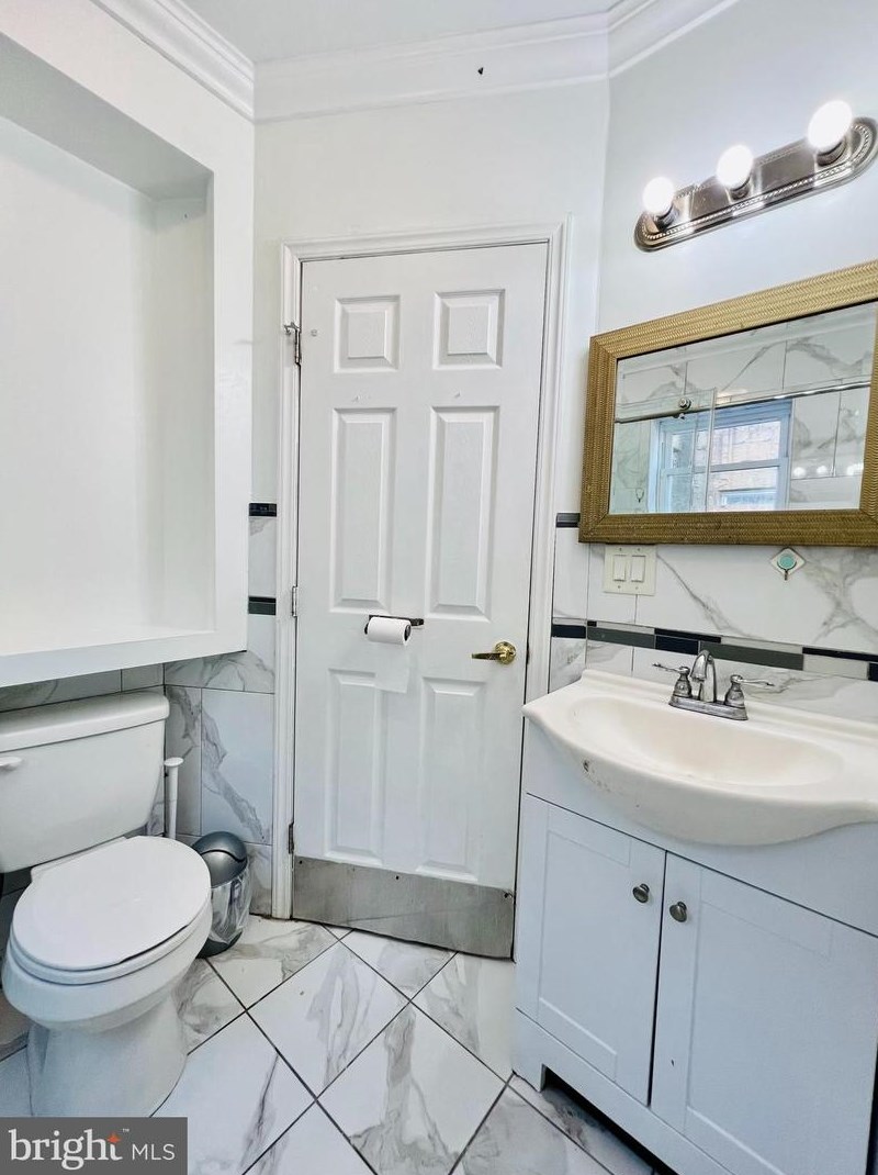 2619 7th St, Philadelphia PA 19148-4609 exterior