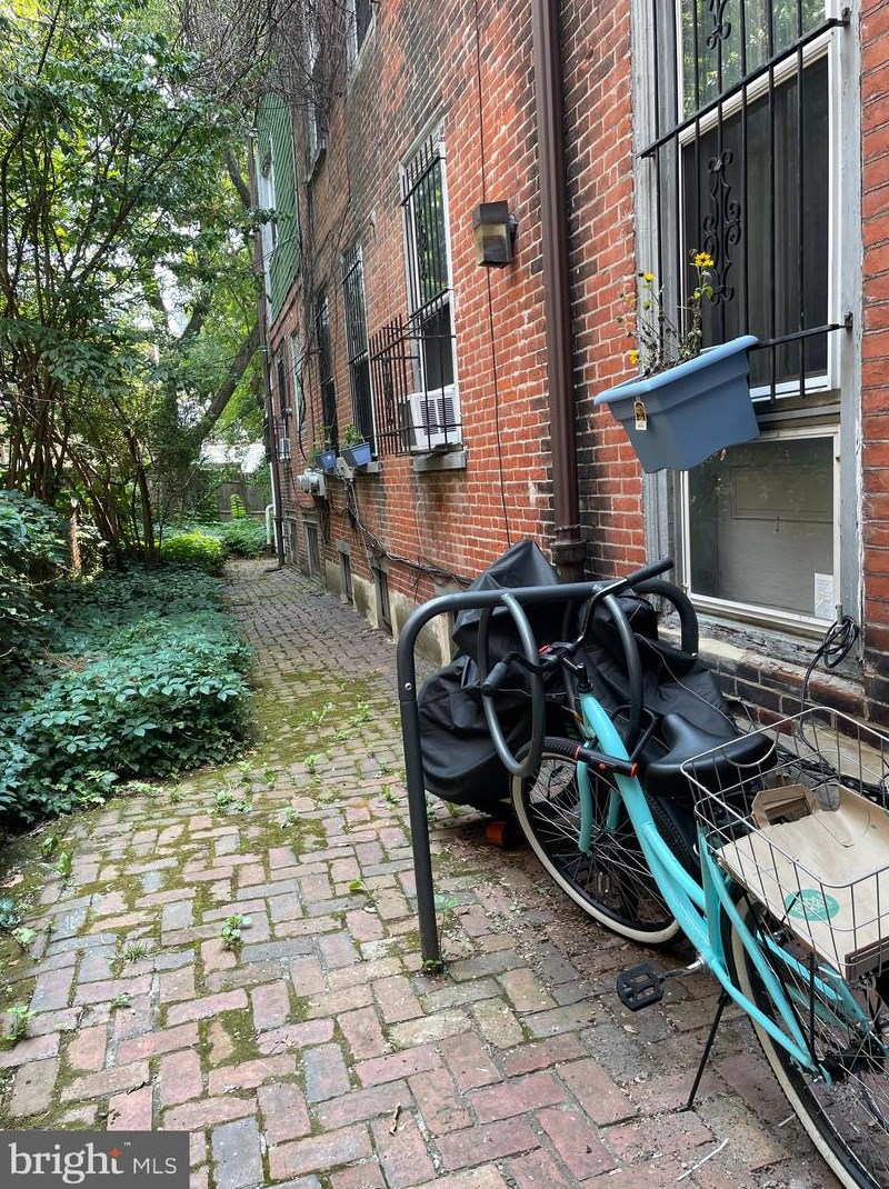 3614 Baring St, Philadelphia PA 19104-2393 exterior