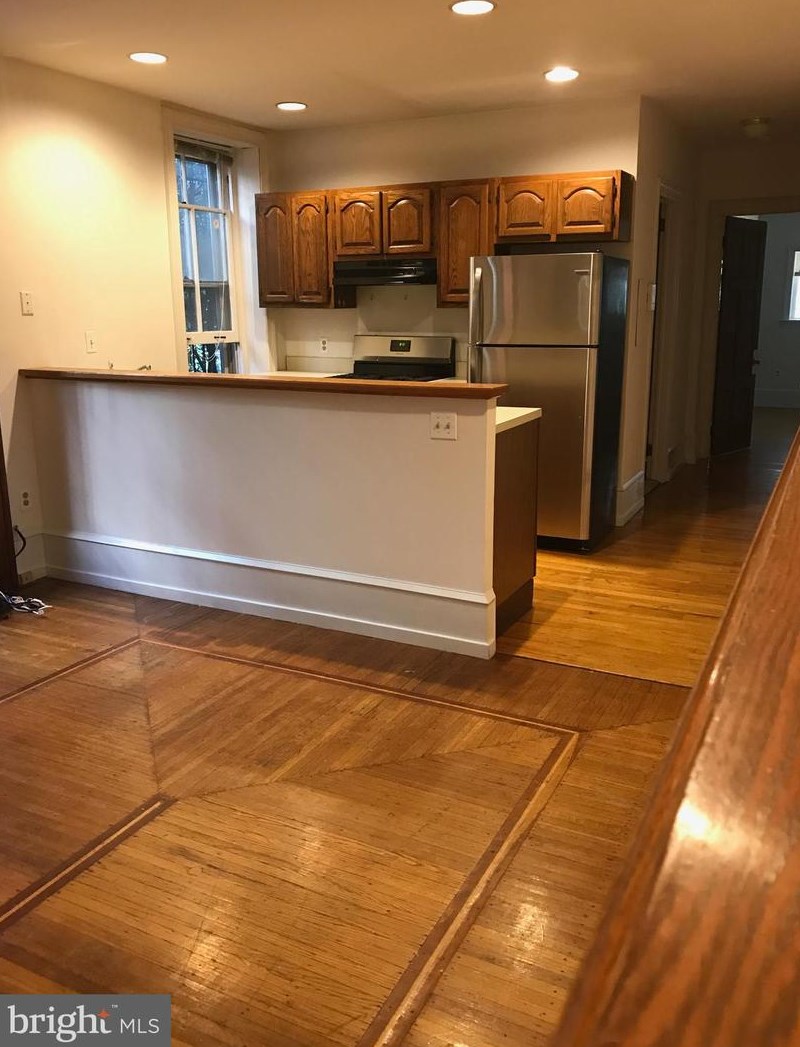 3614 Baring St, Philadelphia PA 19104-2393 exterior