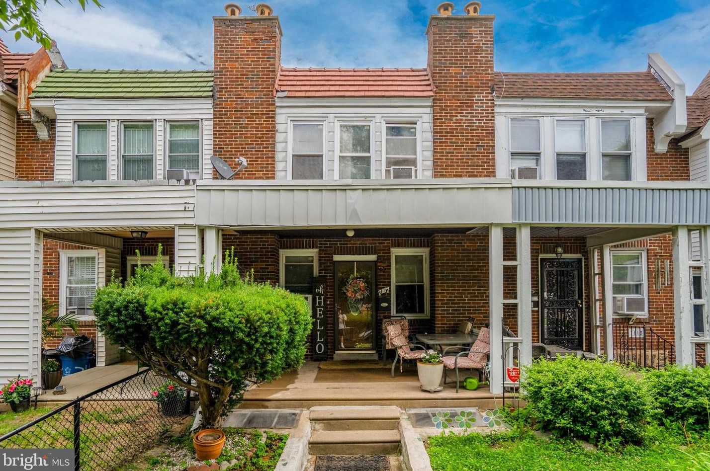 7117 Woolston Ave, Philadelphia PA 19138-2034 exterior