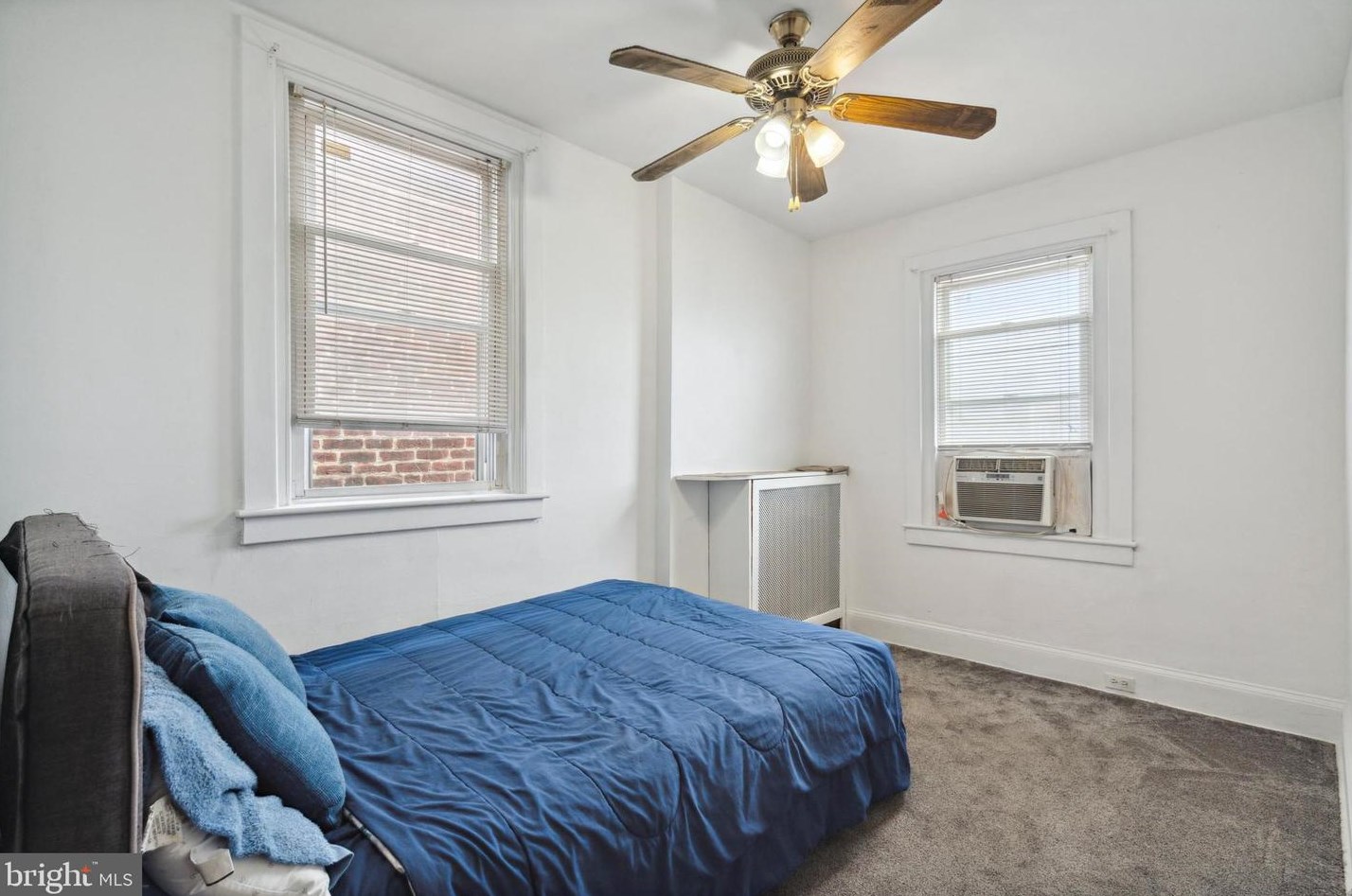 7117 Woolston Ave, Philadelphia PA 19138-2034 exterior