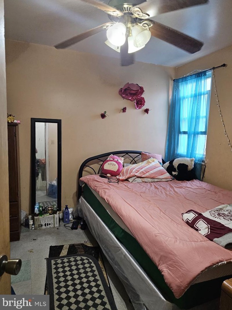 1717 Snyder Ave, Philadelphia PA 19148-2310 exterior