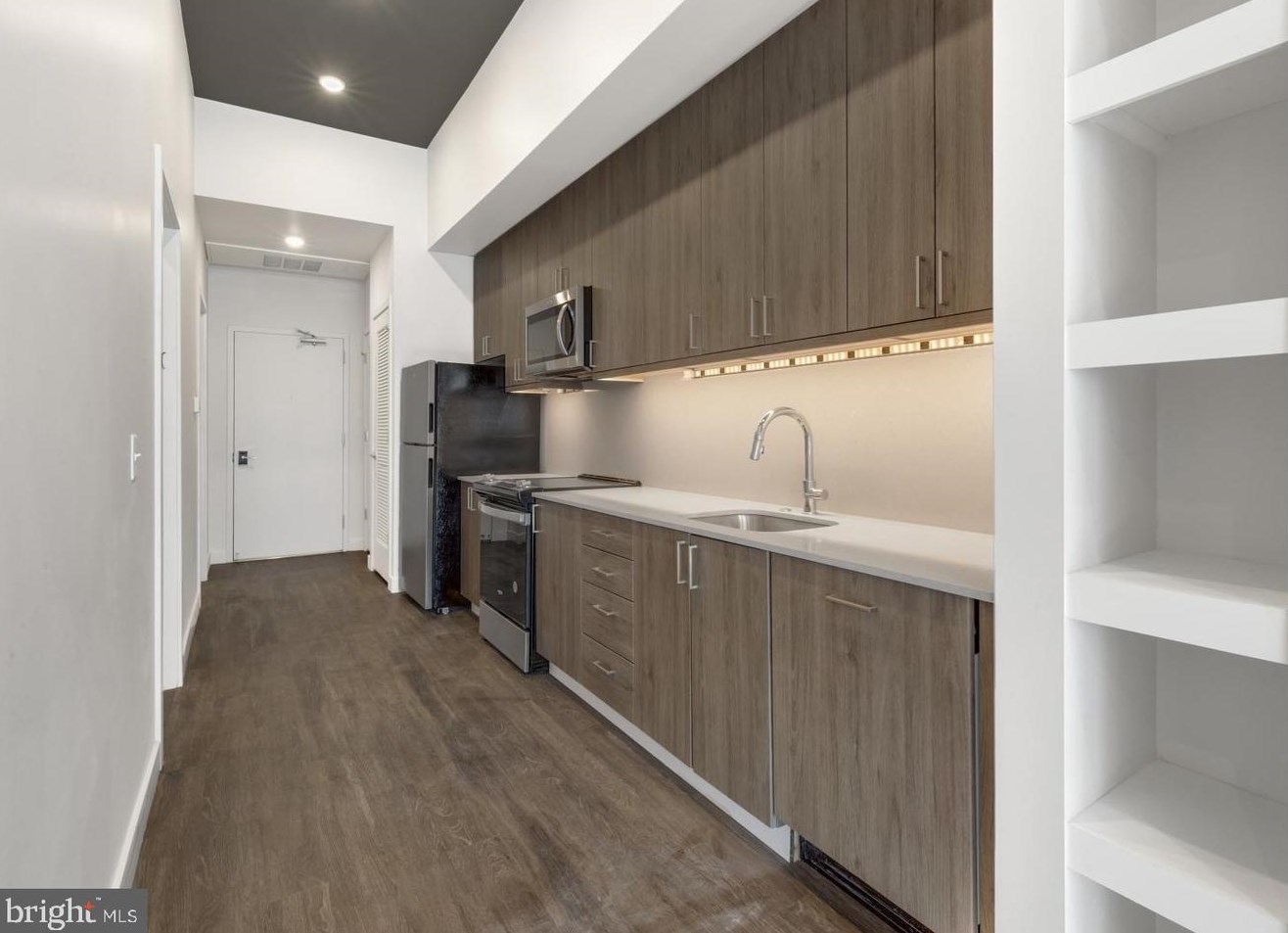 525 N 41st St #305, Philadelphia, PA 19104