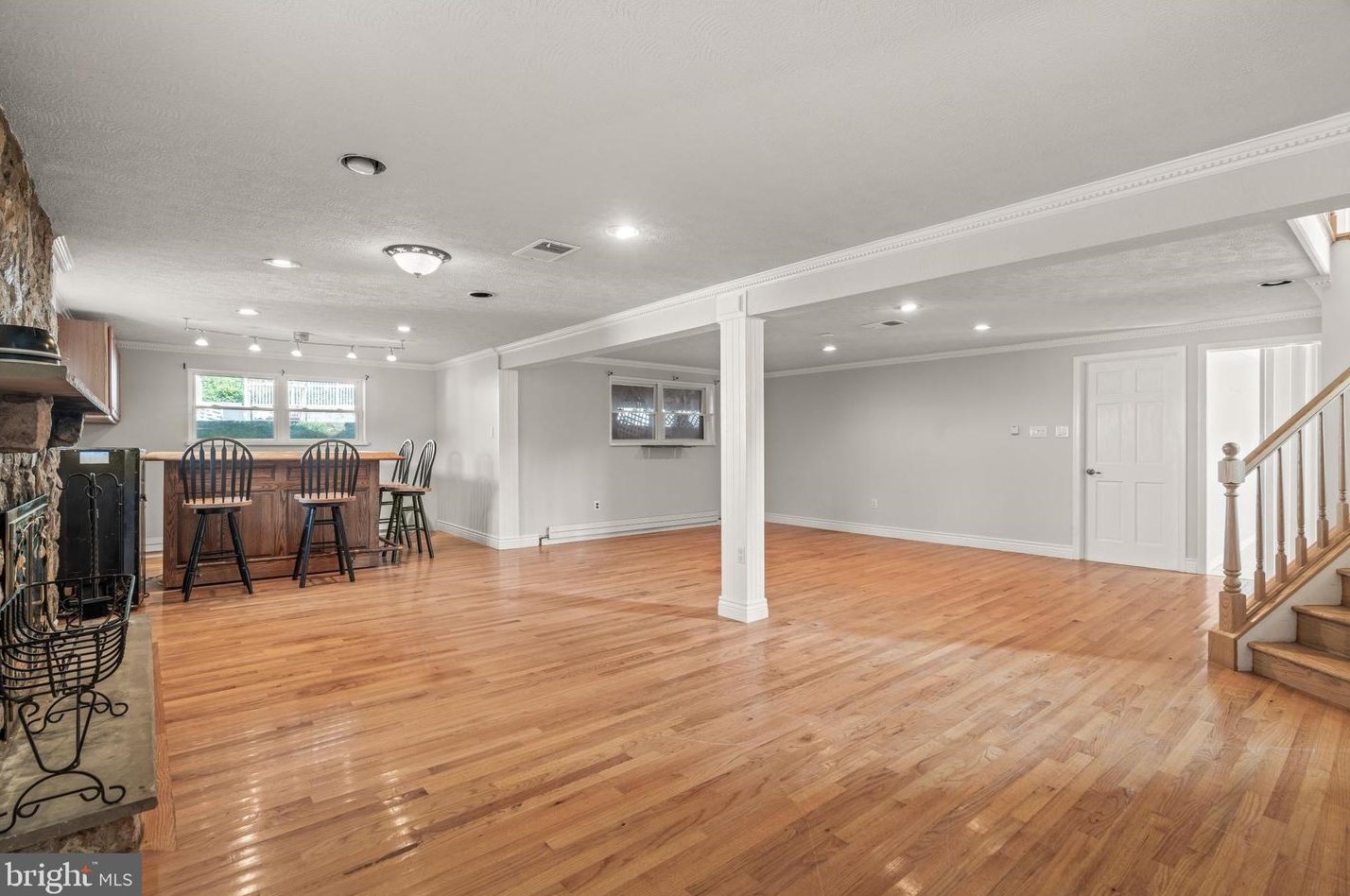 9016 Cargill Ln, Philadelphia PA 19115-4004 exterior