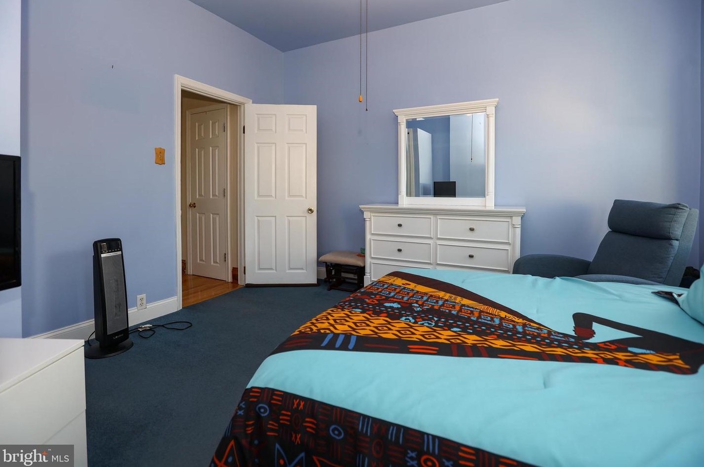 5715 Baynton St, Philadelphia PA 19144-1849 exterior