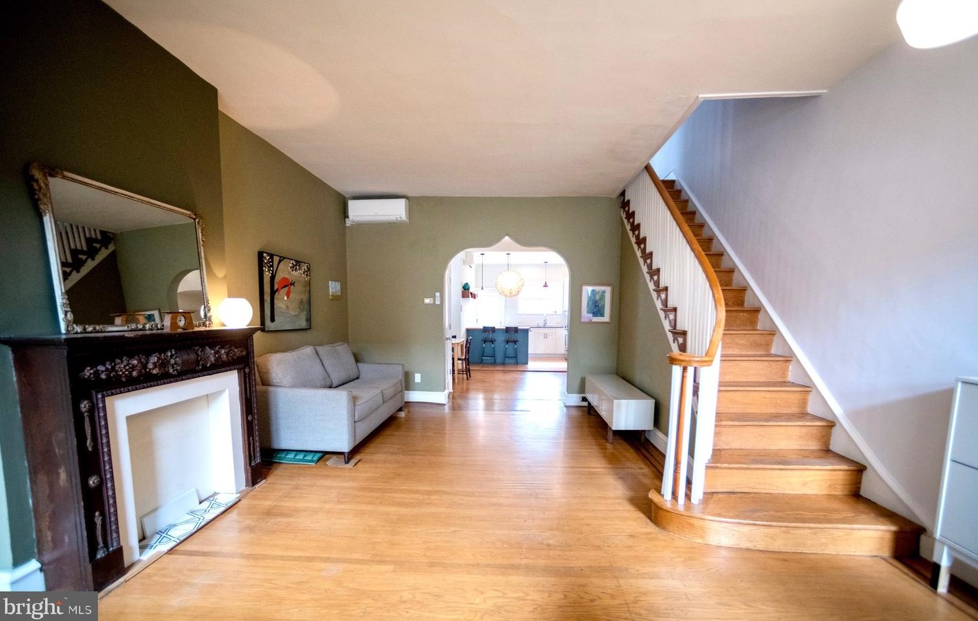 1115 Wolf St, Philadelphia PA 19148-3022 exterior